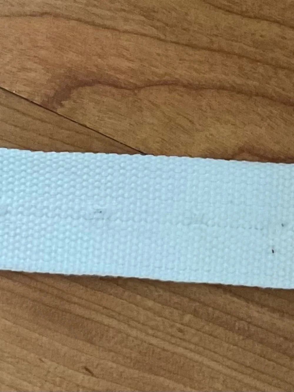 T’OUI Heart Shaped Buckle White Belt